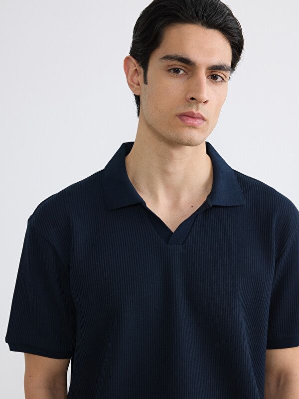 Moudda LC Waikiki - T-shirt manches courtes en jersey pour Homme couleur Bleu marine - Tunisie 1