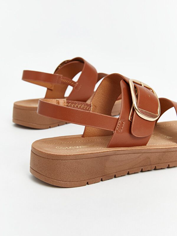 Moudda LC Waikiki - Sandales pour Femme couleur Tabac foncé - Tunisie 5