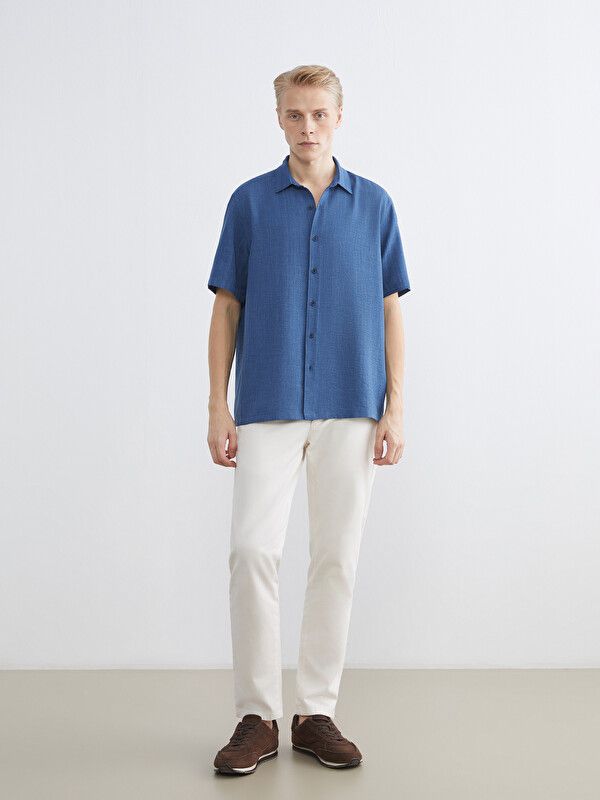 Moudda LC Waikiki - Chemise manches courtes en tissu pour Homme couleur Bleu indigo - Tunisie 2