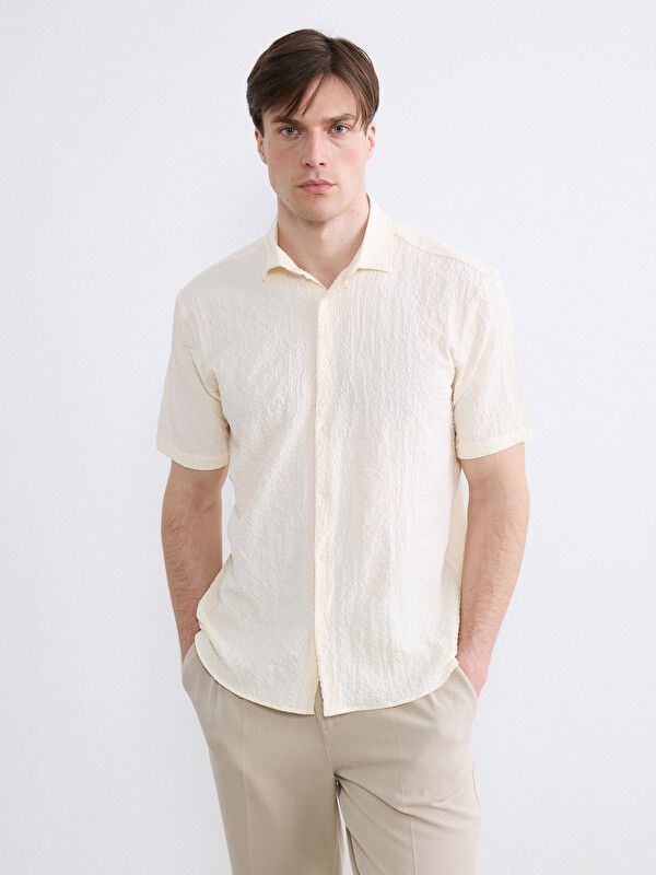 Moudda LC Waikiki - Chemise manches courtes en tissu pour Homme couleur Écru - Tunisie 1