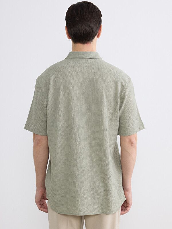 Moudda LC Waikiki - Chemise manches courtes en tissu pour Homme couleur Vert clair - Tunisie 4