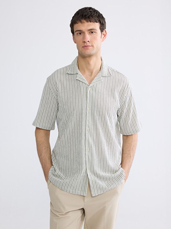 Moudda LC Waikiki - Chemise manches courtes en tissu pour Homme couleur Écru rayé - Tunisie 1