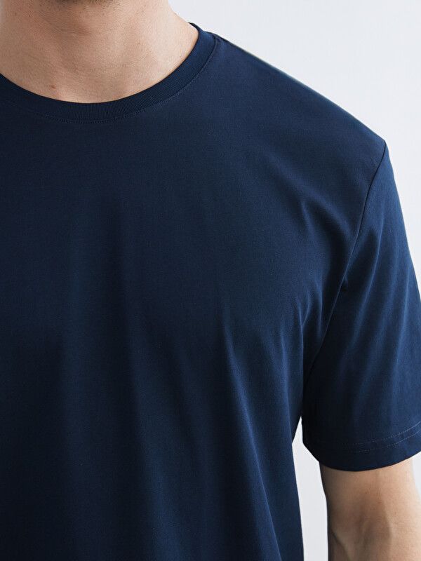 Moudda LC Waikiki - T-shirt basique col rond manches courtes en jersey pour Homme couleur Nouveau Bleu marine - Tunisie 3