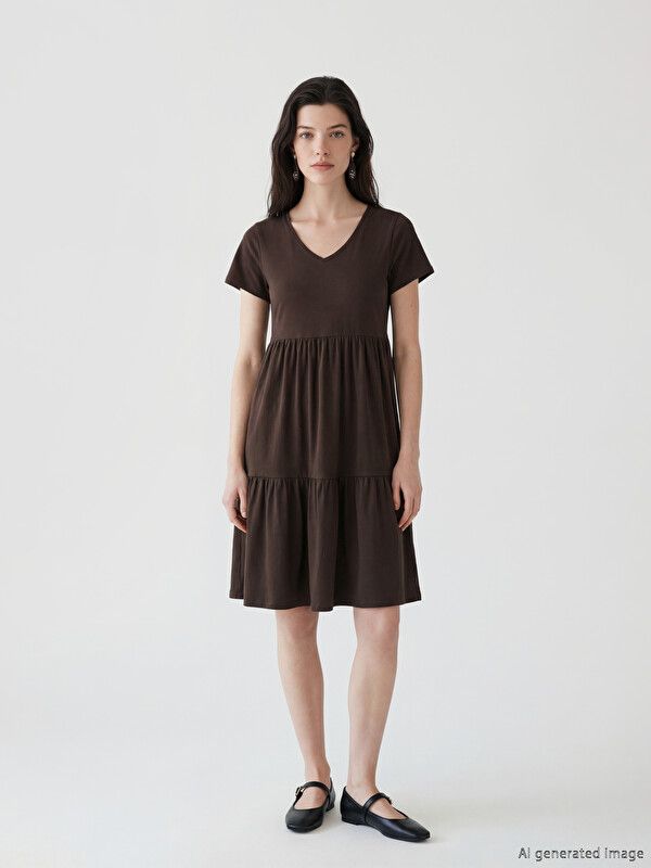 Moudda LC Waikiki - Robe maternité en jersey manches courtes pour Femme couleur Marron foncé - Tunisie 1