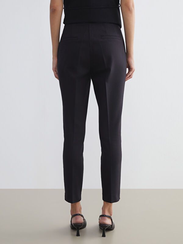 Moudda LC Waikiki - Pantalon tissé moyen Femme Noir - Tunisie 4