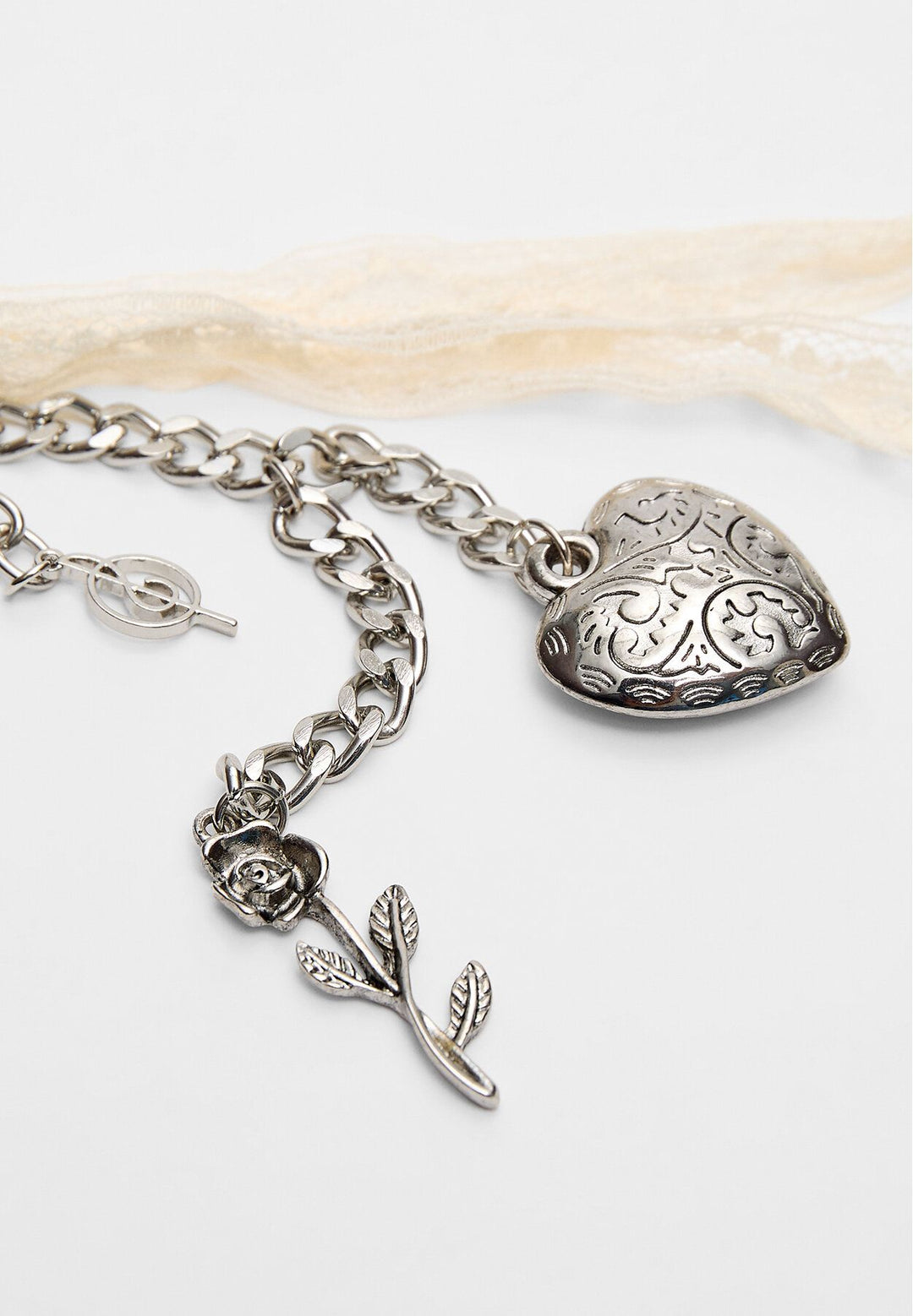Moudda STRADIVARIUS - Porte-Clés Nœud Cœur et Rose - Tunisie 2