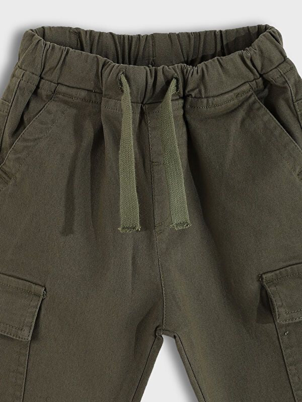 Moudda LC Waikiki - Pantalon tissé épais basique Garçon Kaki - Tunisie 4