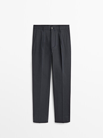 https://static.massimodutti.net/3/photos/2023/I/0/2/p/0035/727/401/0035727401_1_1_3.jpg?ts=1674495355711
