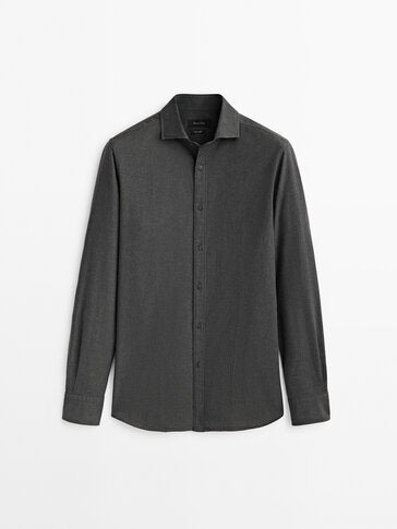 https://static.massimodutti.net/3/photos/2023/I/0/2/p/0124/424/801/0124424801_1_1_3.jpg?ts=1667385417439
