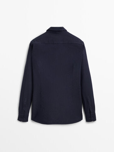 https://static.massimodutti.net/3/photos/2023/I/0/2/p/0185/485/401/0185485401_2_1_3.jpg?ts=1673540799051