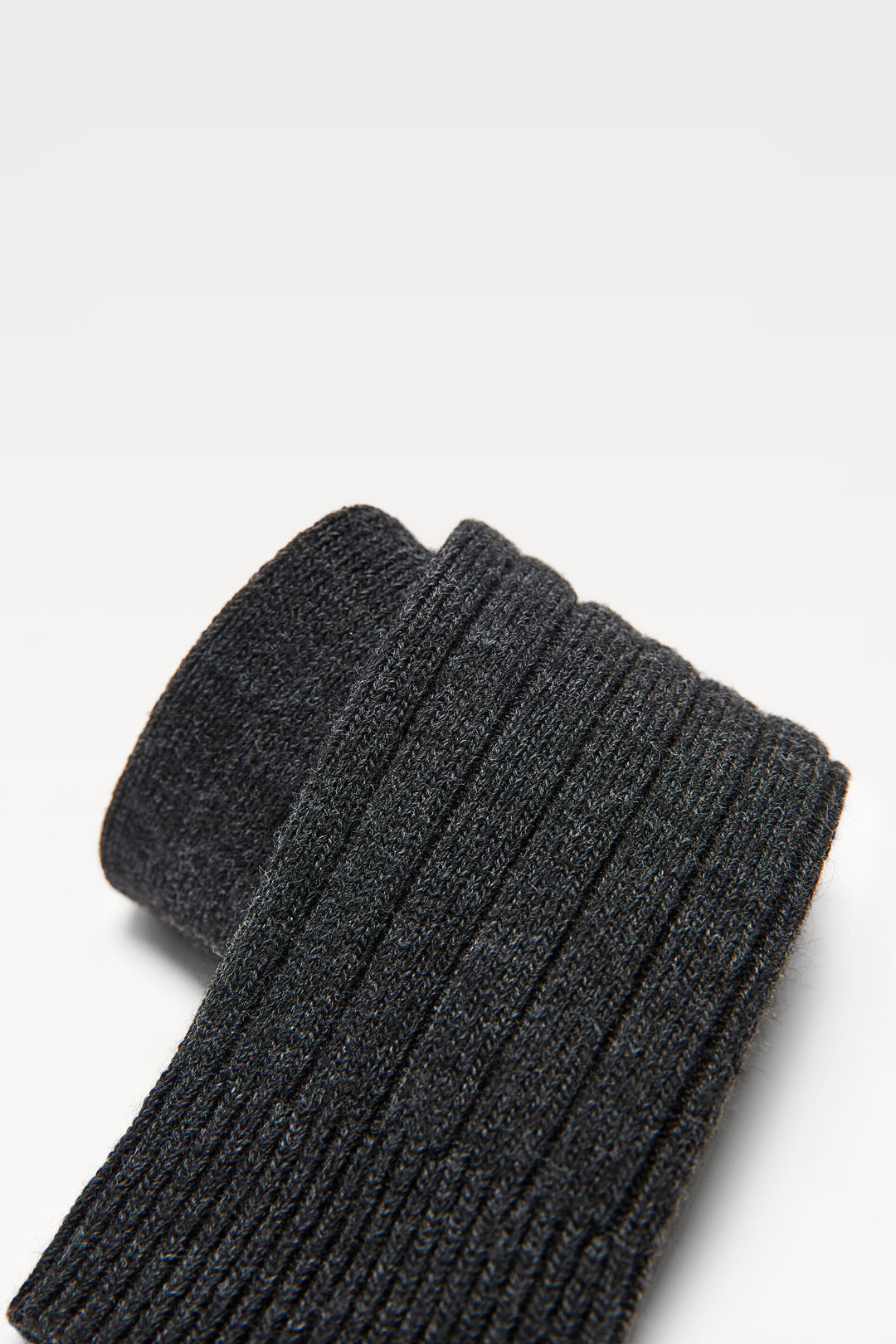 Chaussettes marque_Zara, genre_Homme Moudda Tunisie1