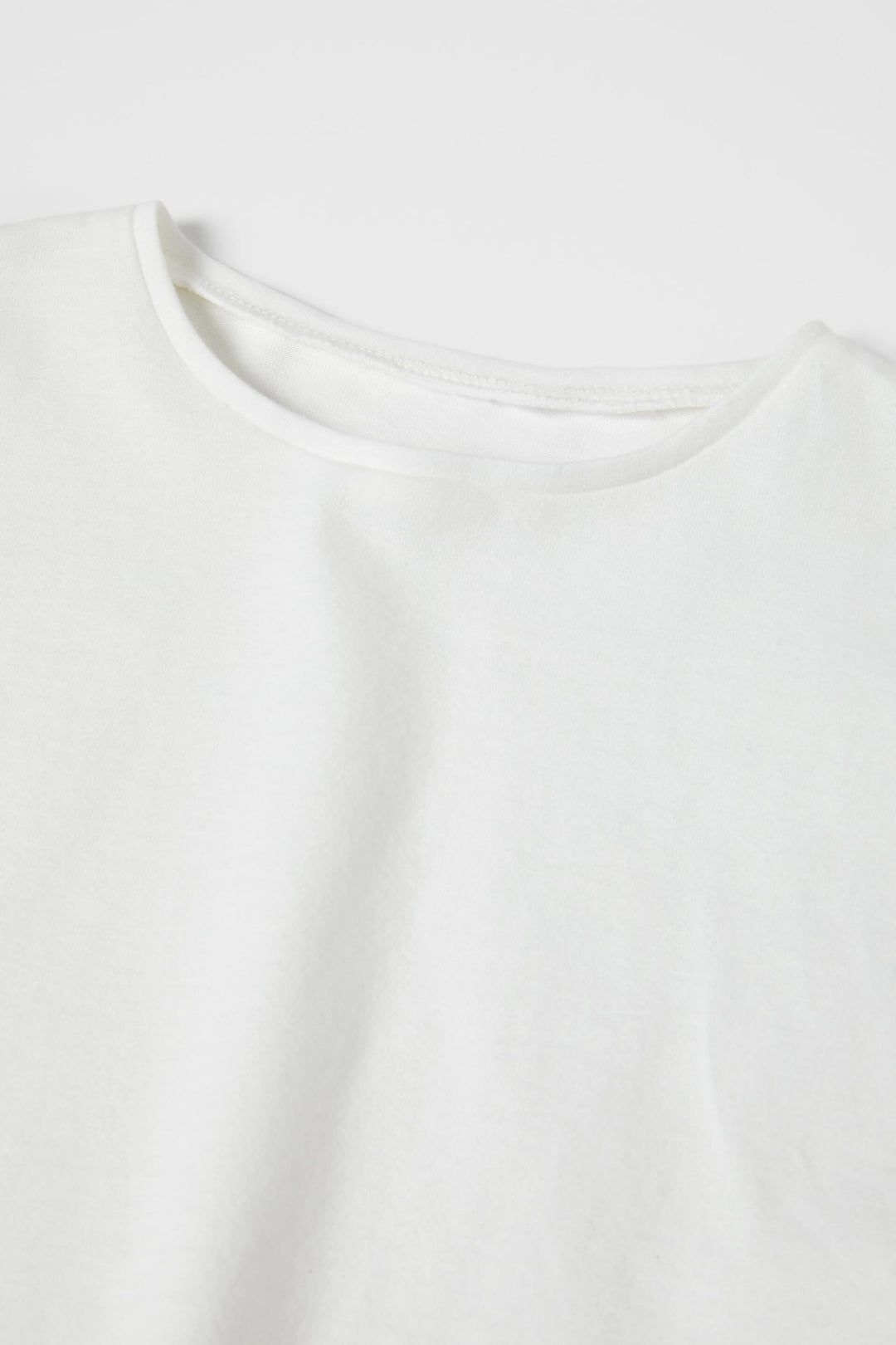 https://static.zara.net/photos/2023/V/0/3/p/0485/633/250/2/0485633250_6_3_1.jpg?ts=1679991574378