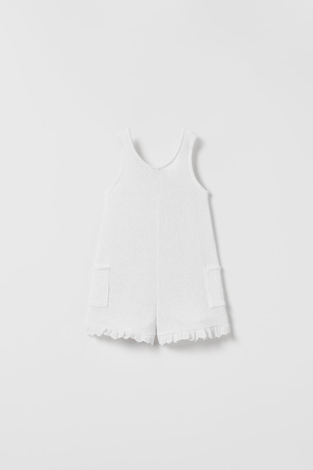 https://static.zara.net/photos/2023/V/0/3/p/0485/647/250/2/0485647250_6_1_1.jpg?ts=1682350467042