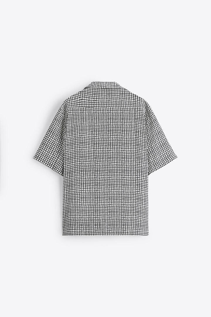 https://static.zara.net/photos/2023/V/0/2/p/0495/436/093/2/0495436093_6_2_1.jpg?ts=1681309547045