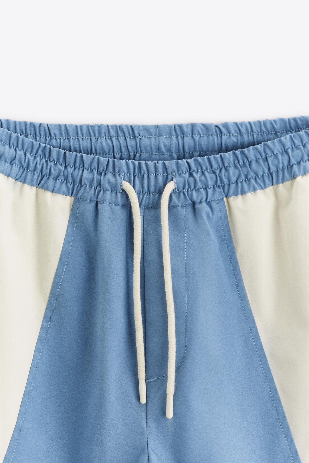 https://static.zara.net/photos/2023/V/0/2/p/0706/373/055/2/0706373055_6_3_1.jpg?ts=1680001182368