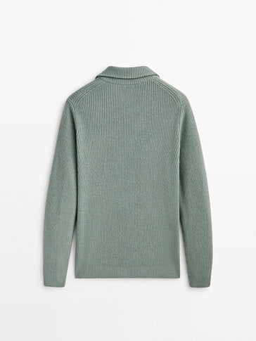 Pull-Over