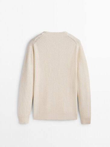 Pull-Over