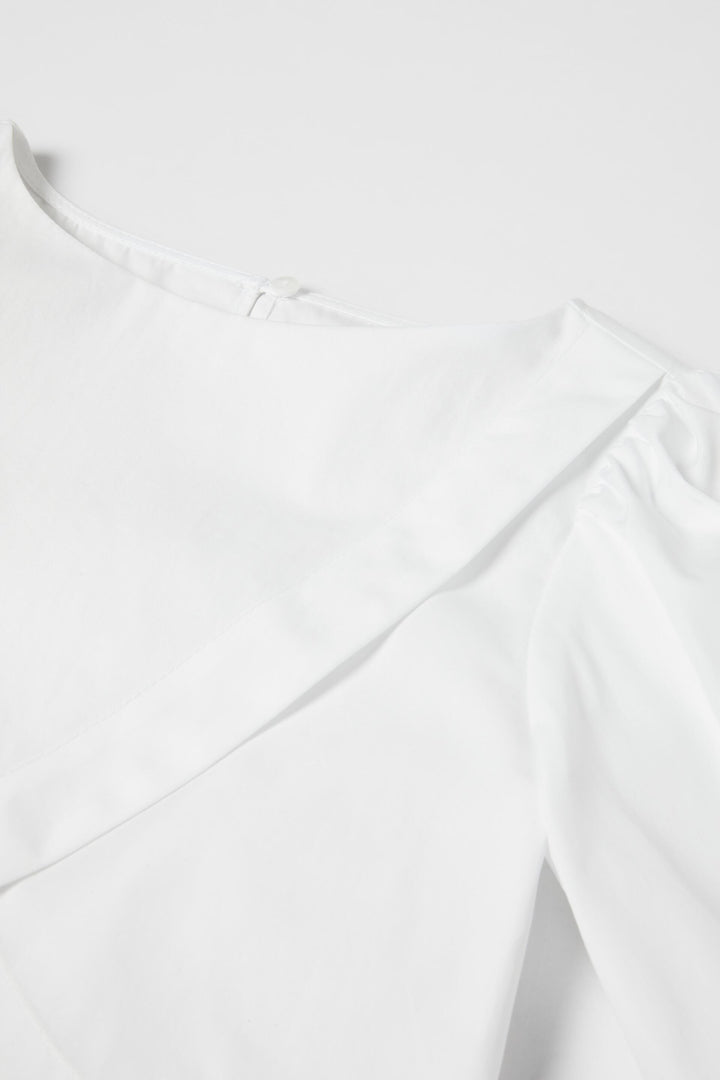 https://static.zara.net/photos/2023/V/0/3/p/1214/398/250/2/1214398250_6_3_1.jpg?ts=1673361816434