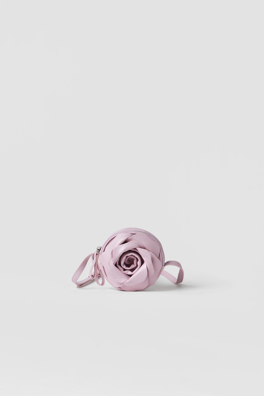 https://static.zara.net/photos/2023/V/1/3/p/1277/130/050/2/1277130050_6_1_1.jpg?ts=1672737533372