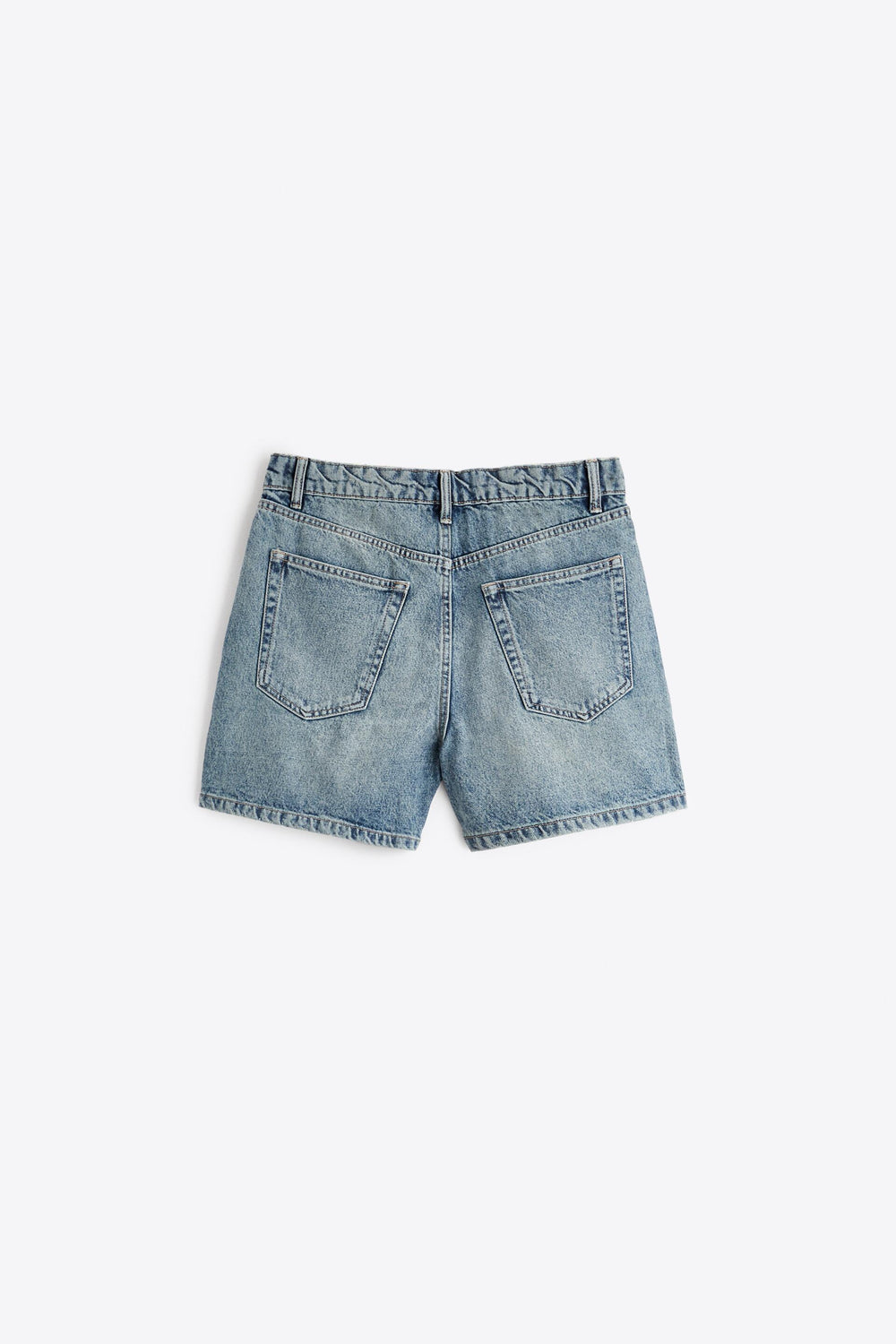 https://static.zara.net/photos/2023/V/0/2/p/1538/455/400/2/1538455400_6_2_1.jpg?ts=1682323325599