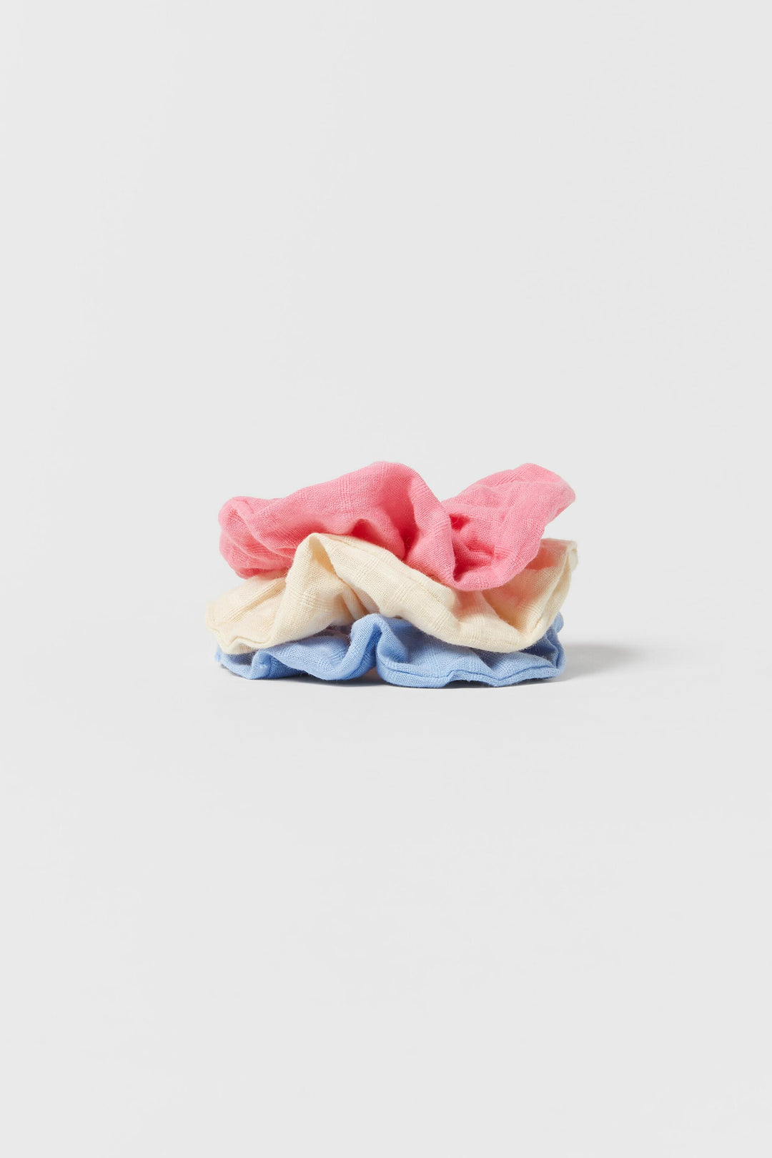 https://static.zara.net/photos/2023/V/0/3/p/2326/612/330/2/2326612330_6_1_1.jpg?ts=1675421951410