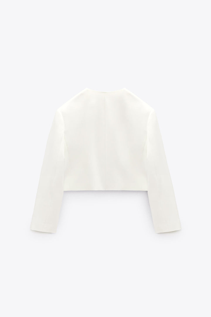 https://static.zara.net/photos/2023/V/0/1/p/2424/744/250/2/2424744250_6_2_1.jpg?ts=1675773244024