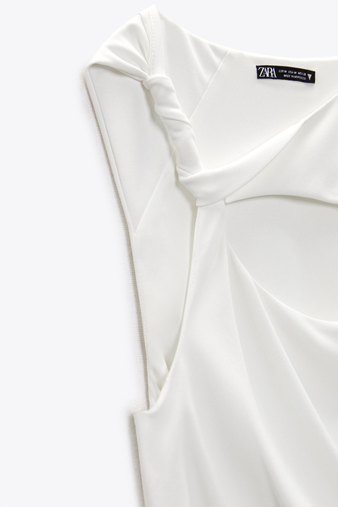 https://static.zara.net/photos/2023/V/0/1/p/2540/636/250/2/2540636250_6_3_1.jpg?ts=1676902939965