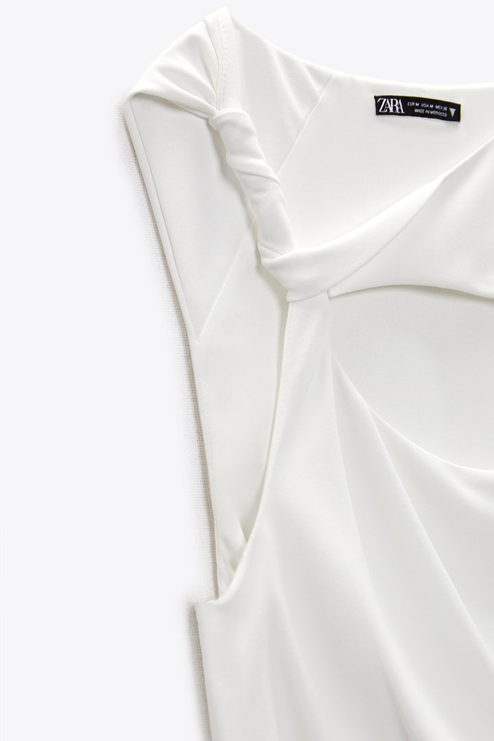 https://static.zara.net/photos/2023/V/0/1/p/2540/636/250/2/2540636250_6_3_1.jpg?ts=1676902939965