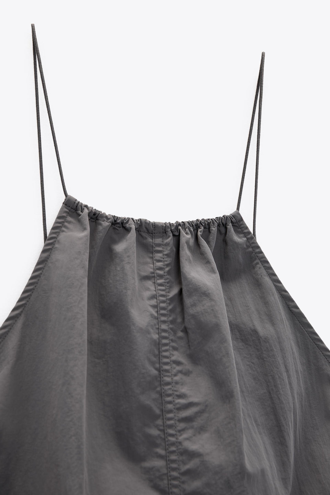 https://static.zara.net/photos/2023/V/0/1/p/2805/213/807/2/2805213807_6_3_1.jpg?ts=1677514764612