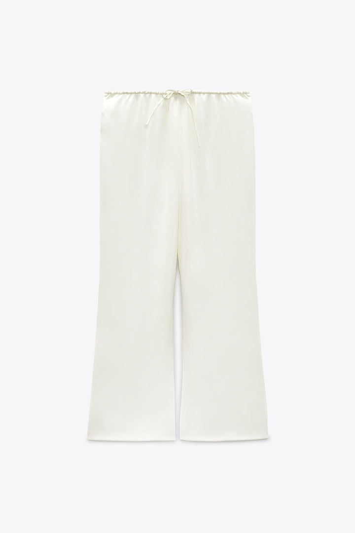 https://static.zara.net/photos/2023/V/0/1/p/2909/371/251/2/2909371251_6_1_1.jpg?ts=1678261998606