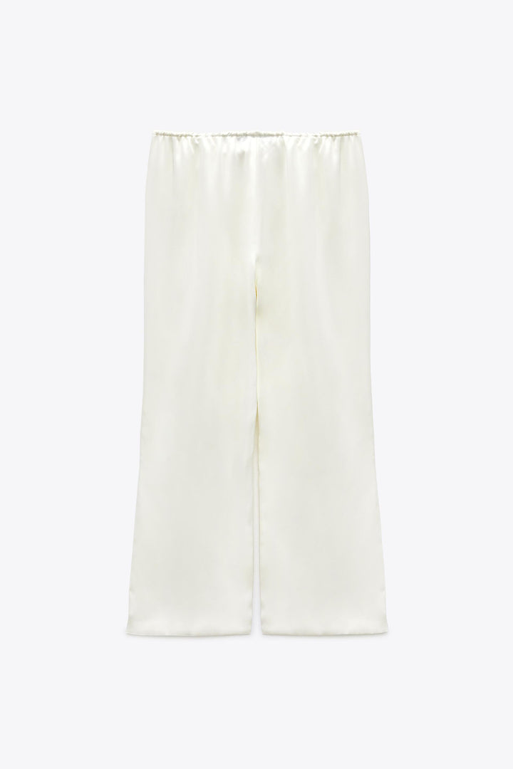 https://static.zara.net/photos/2023/V/0/1/p/2909/371/251/2/2909371251_6_2_1.jpg?ts=1678261998910