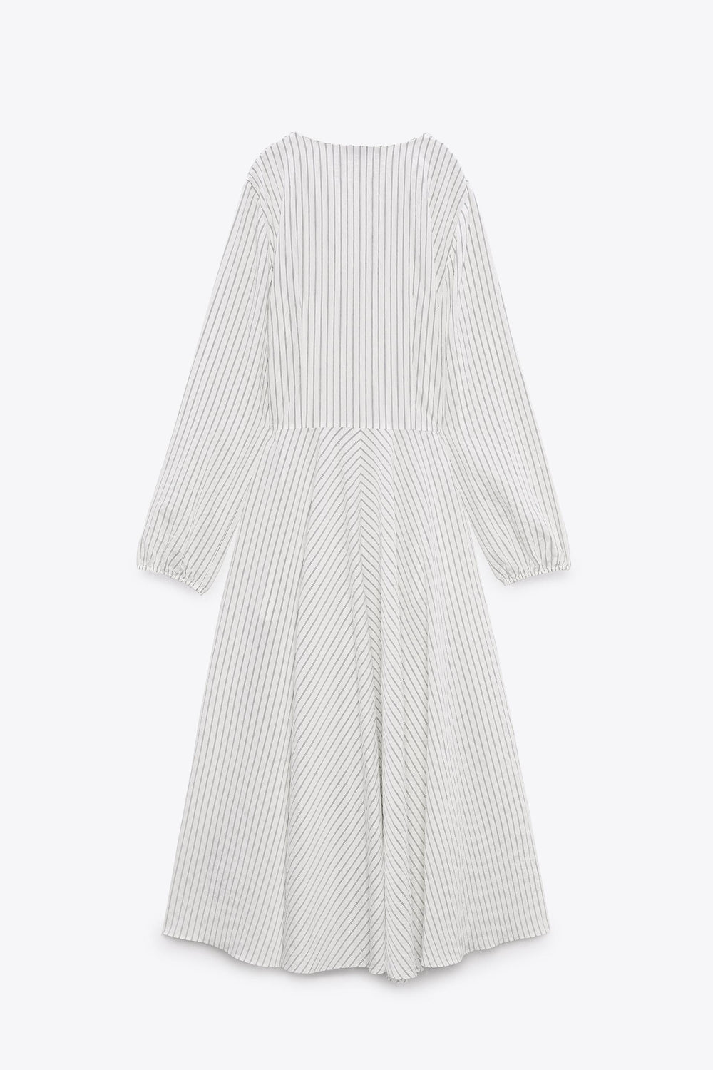 https://static.zara.net/photos/2023/I/0/1/p/3198/243/251/2/3198243251_6_2_1.jpg?ts=1685003089104