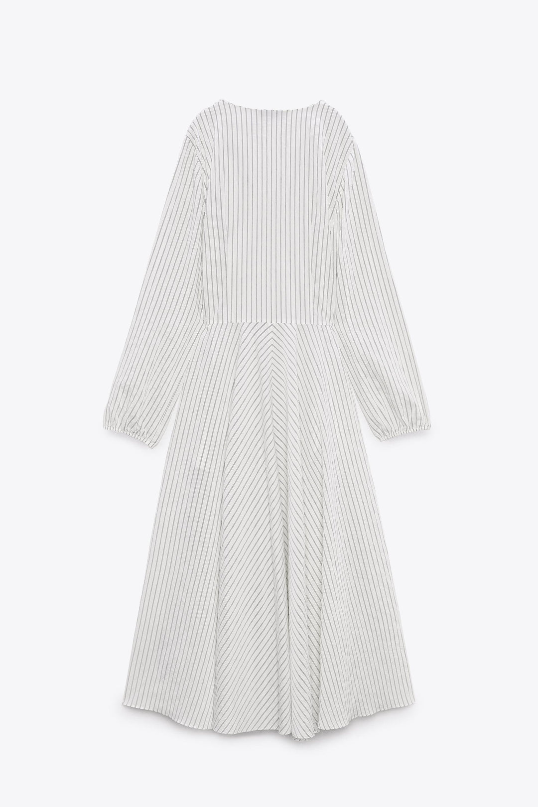 https://static.zara.net/photos/2023/I/0/1/p/3198/243/251/2/3198243251_6_2_1.jpg?ts=1685003089104