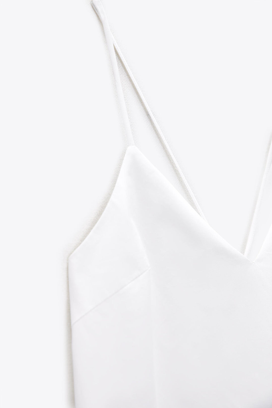 https://static.zara.net/photos/2023/V/0/1/p/3490/304/250/2/3490304250_6_3_1.jpg?ts=1682494527441