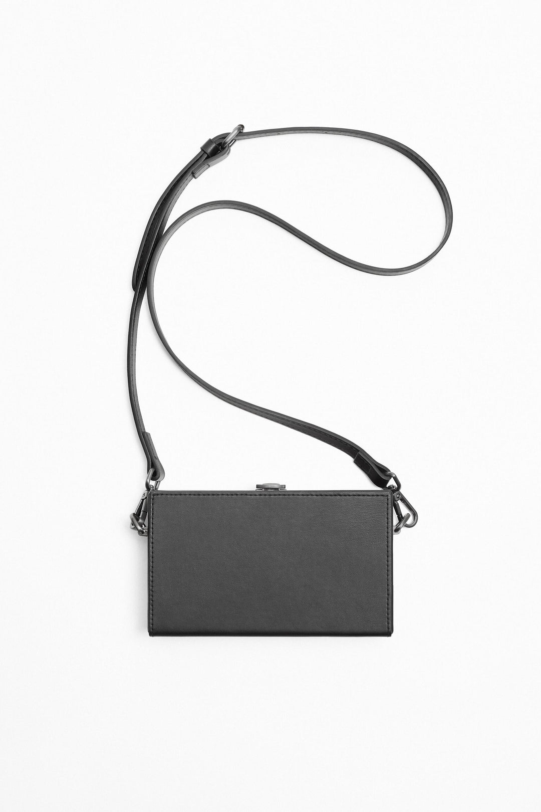 https://static.zara.net/photos/2023/V/1/2/p/3604/120/800/2/3604120800_6_1_1.jpg?ts=1667921832146