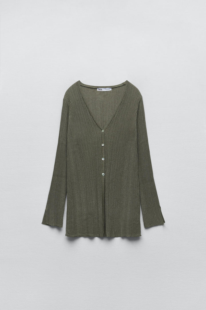 https://static.zara.net/photos/2023/V/0/1/p/4331/036/505/2/4331036505_6_1_1.jpg?ts=1680085090009