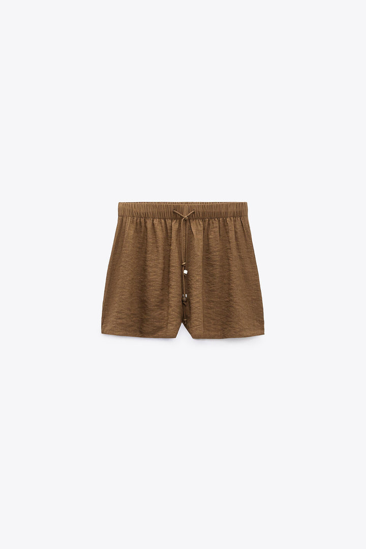 https://static.zara.net/photos/2023/V/0/1/p/4387/053/528/2/4387053528_6_1_1.jpg?ts=1683043688177