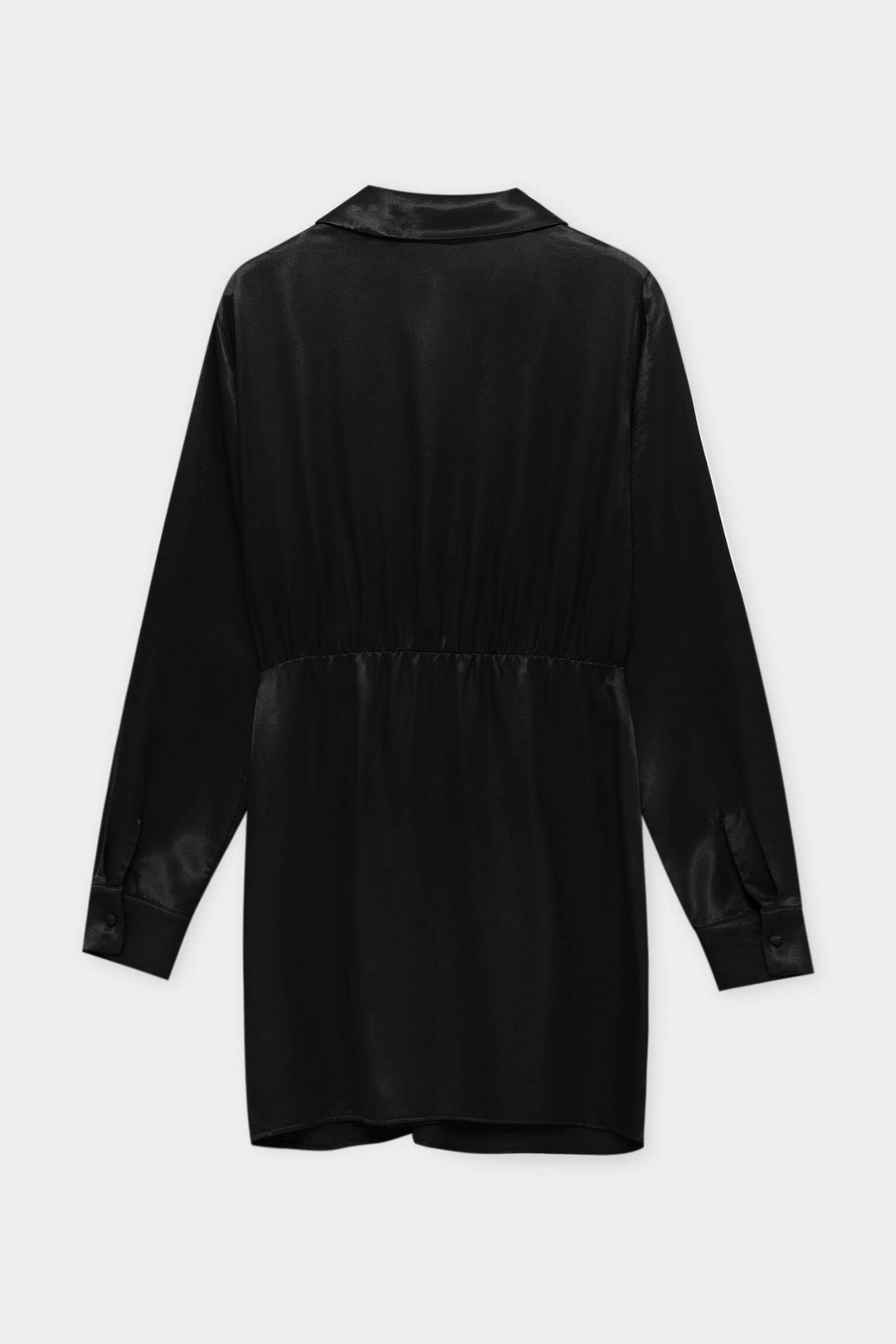https://static.pullandbear.net/2/photos/2023/V/0/1/p/4391/200/800/4391200800_2_20_1.jpg?ts=1677680591355
