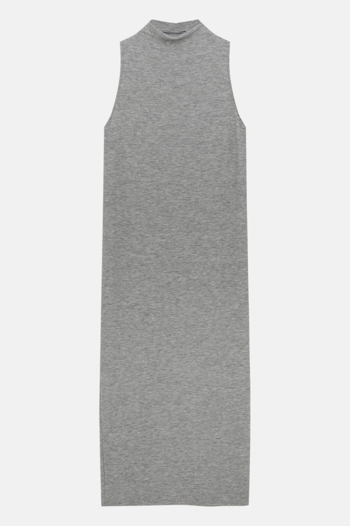 https://static.pullandbear.net/2/photos/2023/V/0/1/p/4391/320/803/4391320803_2_6_1.jpg?ts=1677177086685