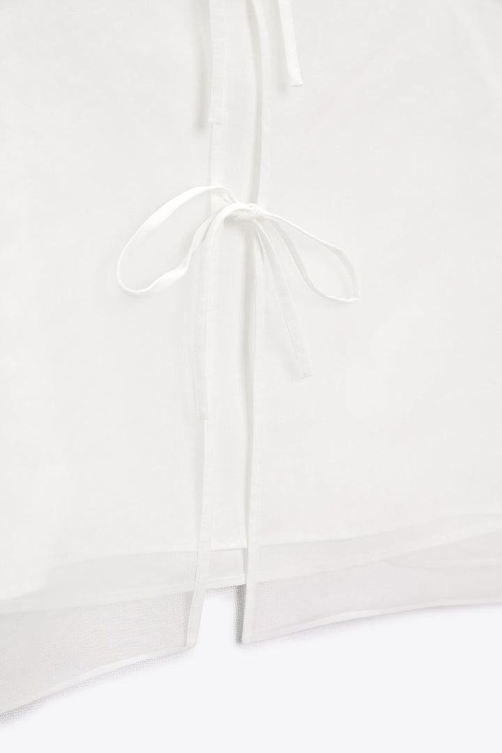 https://static.zara.net/photos/2023/V/0/1/p/4437/064/251/2/4437064251_6_4_1.jpg?ts=1676620907043