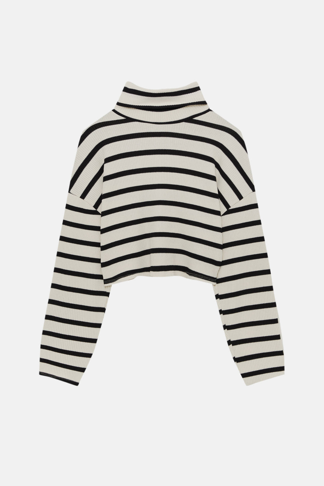 https://static.pullandbear.net/2/photos/2023/I/0/1/p/4558/333/104/4558333104_2_6_1.jpg?ts=1677177759093