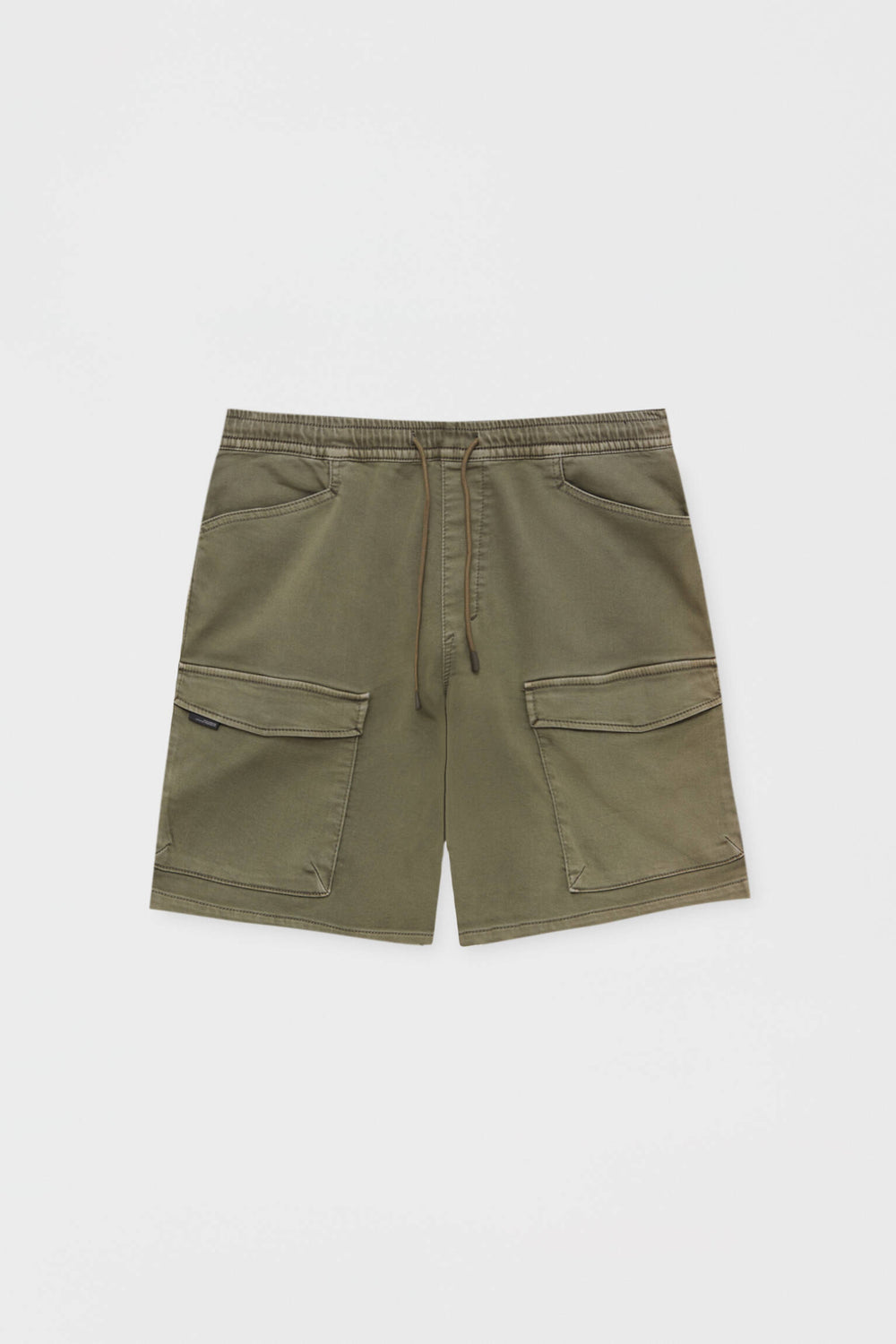 https://static.pullandbear.net/2/photos/2022/V/0/2/p/4693/503/505/4693503505_2_6_1.jpg?ts=1651487004105
