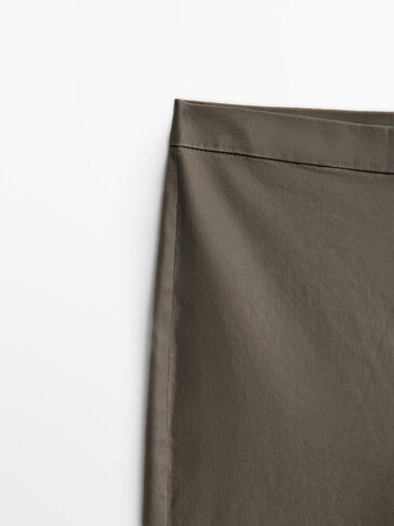 https://static.massimodutti.net/3/photos/2022/I/0/1/p/5053/904/830/5053904830_2_2_3.jpg?ts=1660832614279