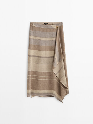 https://static.massimodutti.net/3/photos/2023/V/0/1/p/5225/522/700/5225522700_1_1_3.jpg?ts=1676472883616