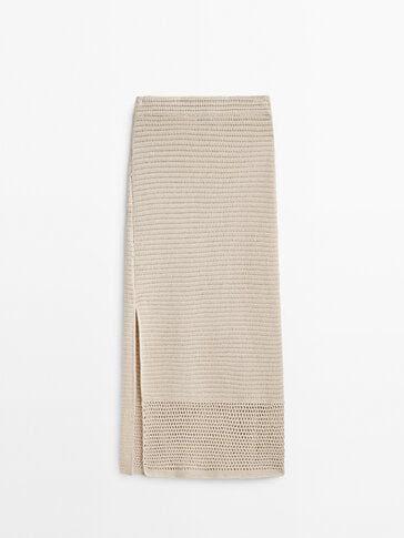https://static.massimodutti.net/3/photos/2023/I/0/1/p/5230/547/712/5230547712_2_1_3.jpg?ts=1678277552883