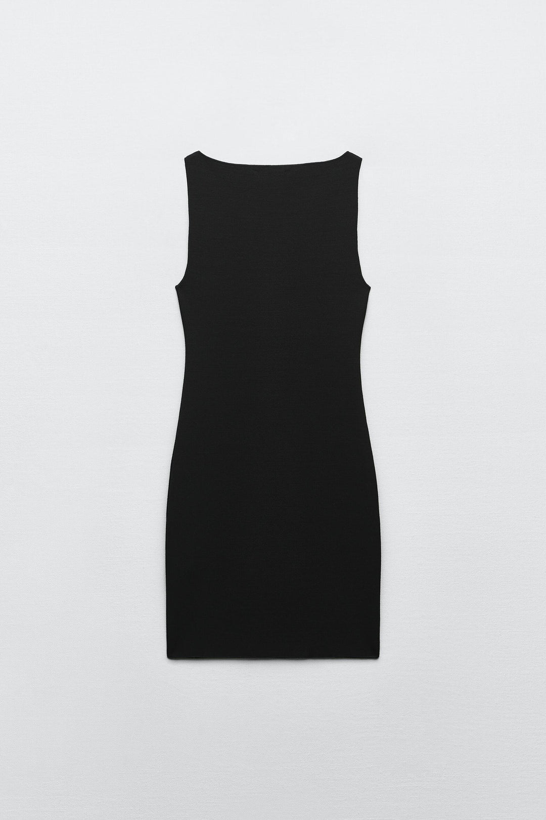 https://static.zara.net/photos/2023/V/0/1/p/5584/155/800/2/5584155800_6_2_1.jpg?ts=1672823491210