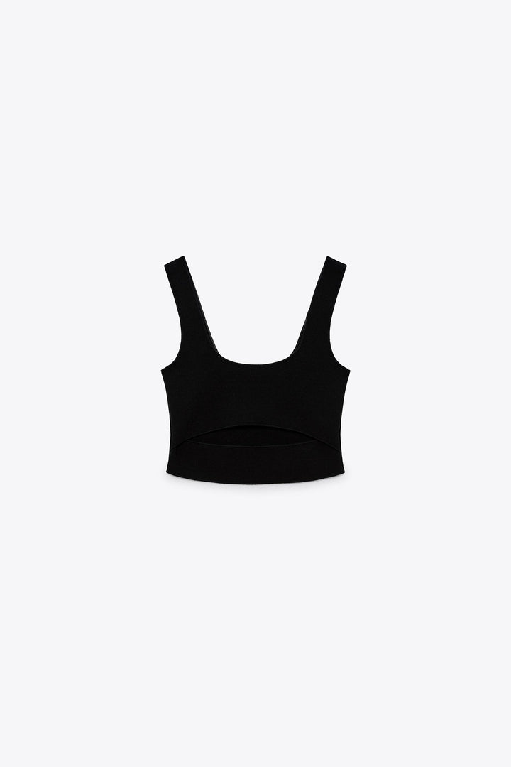 https://static.zara.net/photos/2023/V/0/1/p/5584/174/800/2/5584174800_6_1_1.jpg?ts=1678191391666
