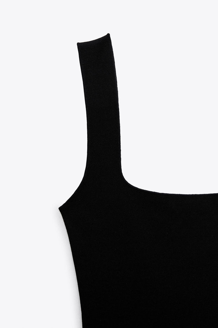 https://static.zara.net/photos/2023/V/0/1/p/5584/175/800/2/5584175800_6_3_1.jpg?ts=1678191398217