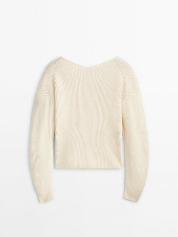 https://static.massimodutti.net/3/photos/2022/I/0/1/p/5697/648/712/5697648712_2_1_3.jpg?ts=1668173070288
