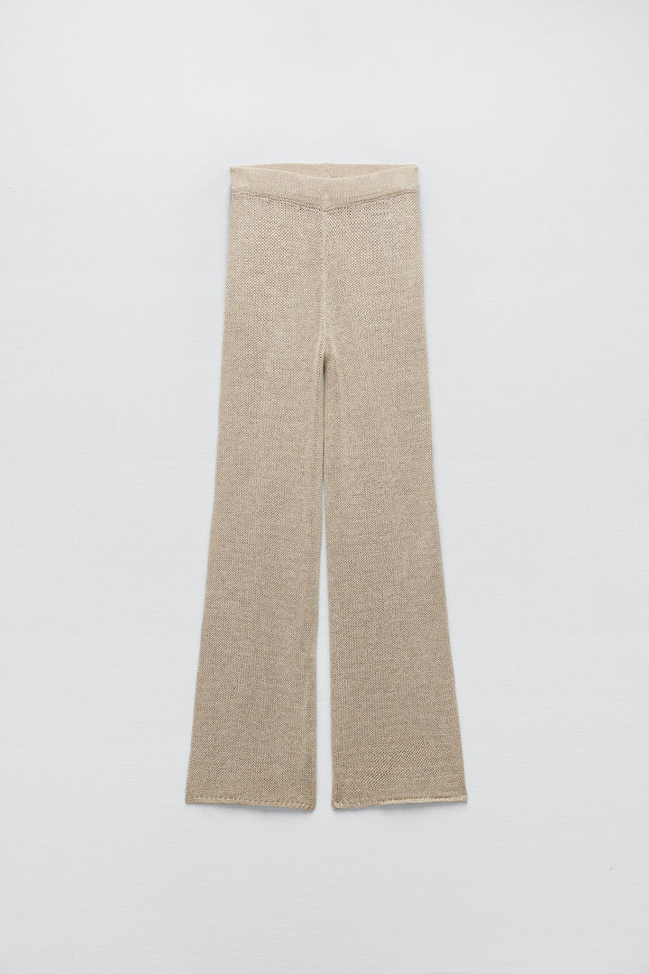 https://static.zara.net/photos/2023/V/0/1/p/5802/085/711/2/5802085711_6_1_1.jpg?ts=1685004787443